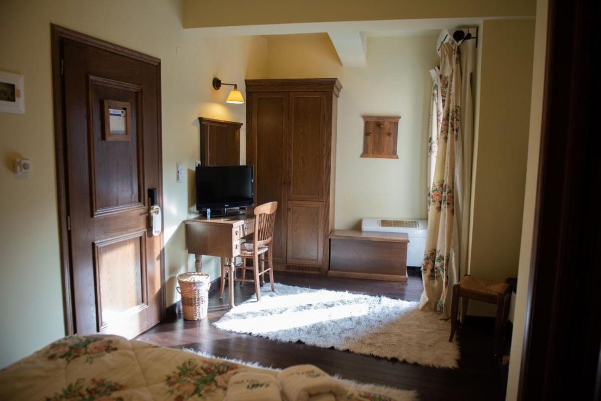Villa Virginia Hotel Voutiron Екстер'єр фото